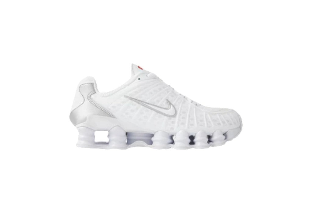 NIKE SHOX