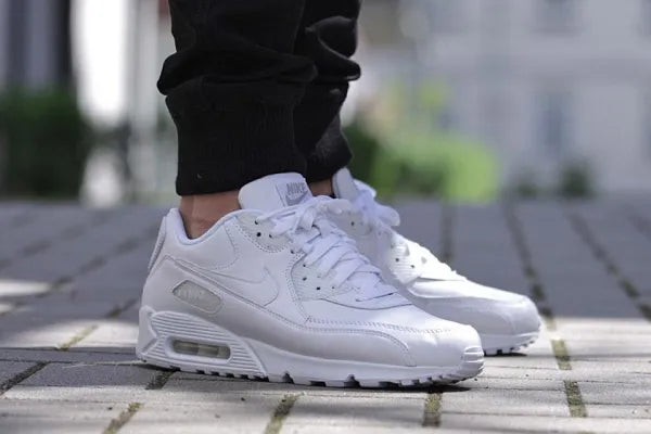 Nike Air Max 90 Leather Triple White