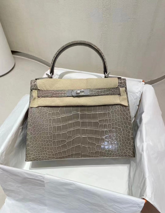Hermes Women